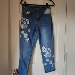 Earl size 12 jeans with white flowers